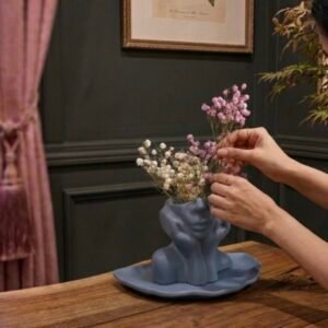 The Charming Blush Face Vase Set!