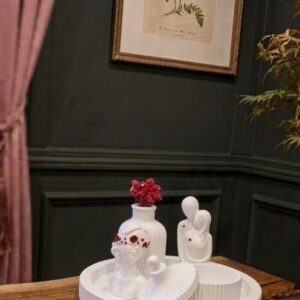 red blind lady with couple set